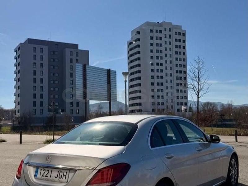 Usado Mercedes C220 170 CV (125 kW) 2015 Gris / plata Berlina