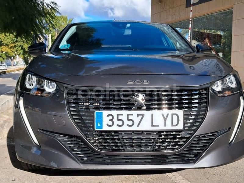 Usado Peugeot 208 Active 100 CV (73 kW) 2022 Gris / plata Utilitario