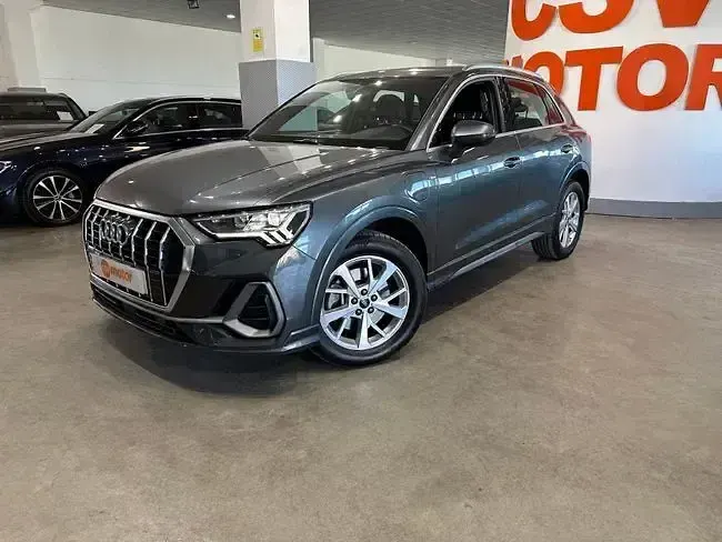 Usado Audi Q3 S-Line 245 CV (180 kW) 2022 Gris SUV