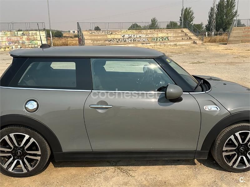 Gris / plata Usado 2025 Mini Cooper S Utilitario | 21.000 € - Imagen 1/4