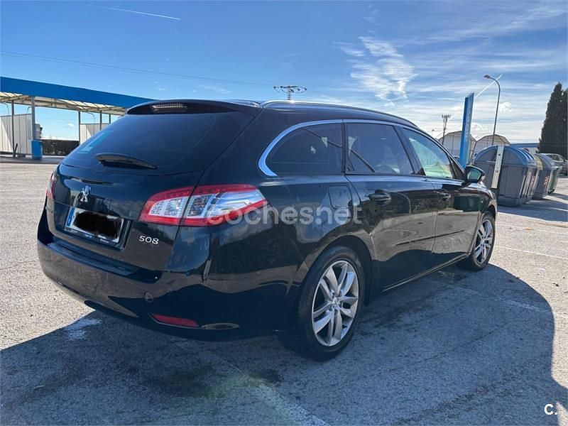 Usado Peugeot 508 SW Allure 150 CV (110 kW) 2016 Negro Familiar