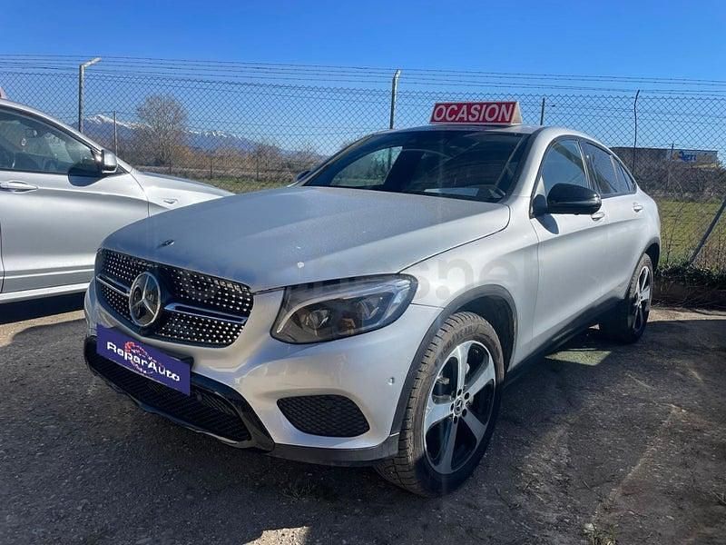 Usado Mercedes GLC250 211 CV (155 kW) 2017 Gris / plata SUV