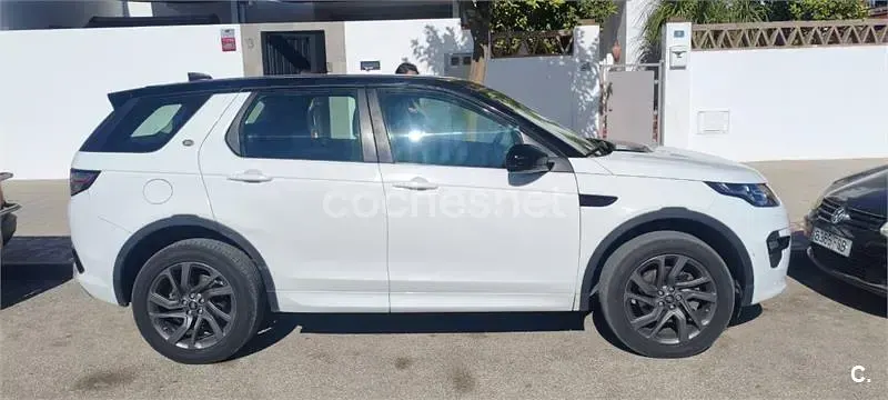 Usado Land Rover Discovery Sport HSE Luxury 150 CV (110 kW) 2018 Blanco SUV