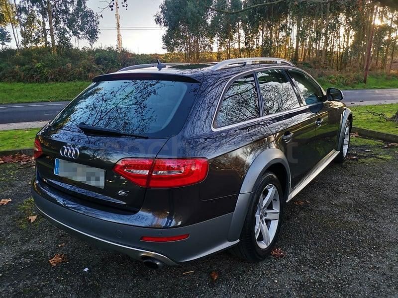 Usado Audi A4 Allroad S-Line 211 CV (155 kW) 2013 Gris / plata Familiar