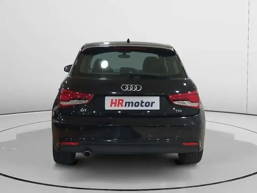 Usado Audi A1 Sportback Design 90 CV (66 kW) 2017 Negro Utilitario