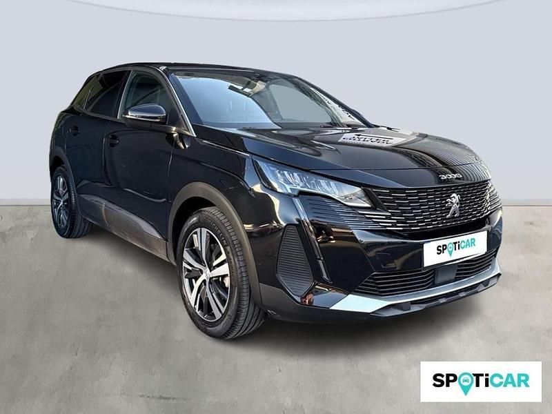 Usado Peugeot 3008 Allure 131 CV (96 kW) 2024 Negro SUV