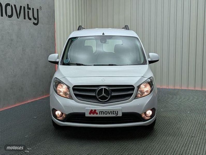 Usado Mercedes Citan 111 110 CV (80 kW) 2019 Blanco Monovolumen