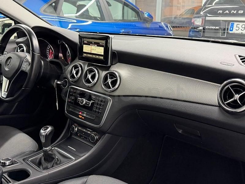 Usado Mercedes GLA200 Urban 136 CV (100 kW) 2015 Blanco SUV