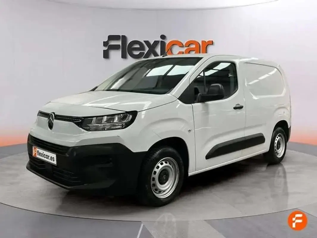 Usado Citroën Berlingo 102 CV (75 kW) 2025 Blanco Monovolumen