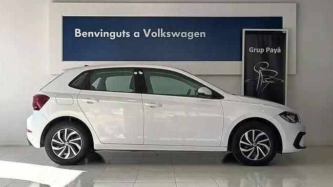 Usado VW Polo Life 95 CV (69 kW) 2023 Blanco Utilitario