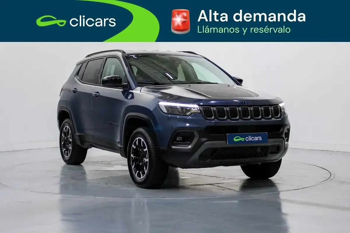 Usado Jeep Compass Trailhawk 240 CV (176 kW) 2024 Azul SUV