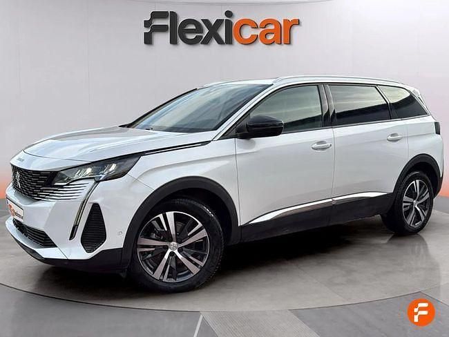 Usado Peugeot 5008 Allure 130 CV (95 kW) 2023 Blanco SUV