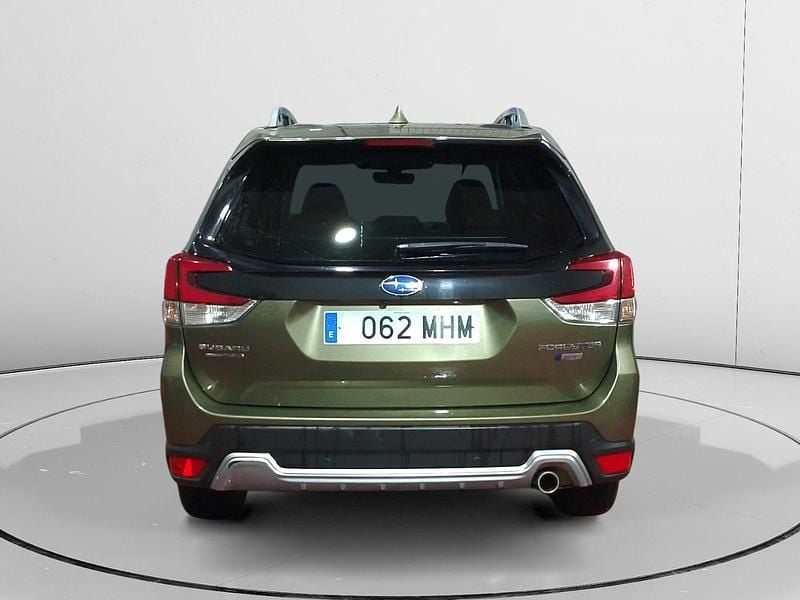 Usado Subaru Forester 151 CV (111 kW) 2023 Verde SUV