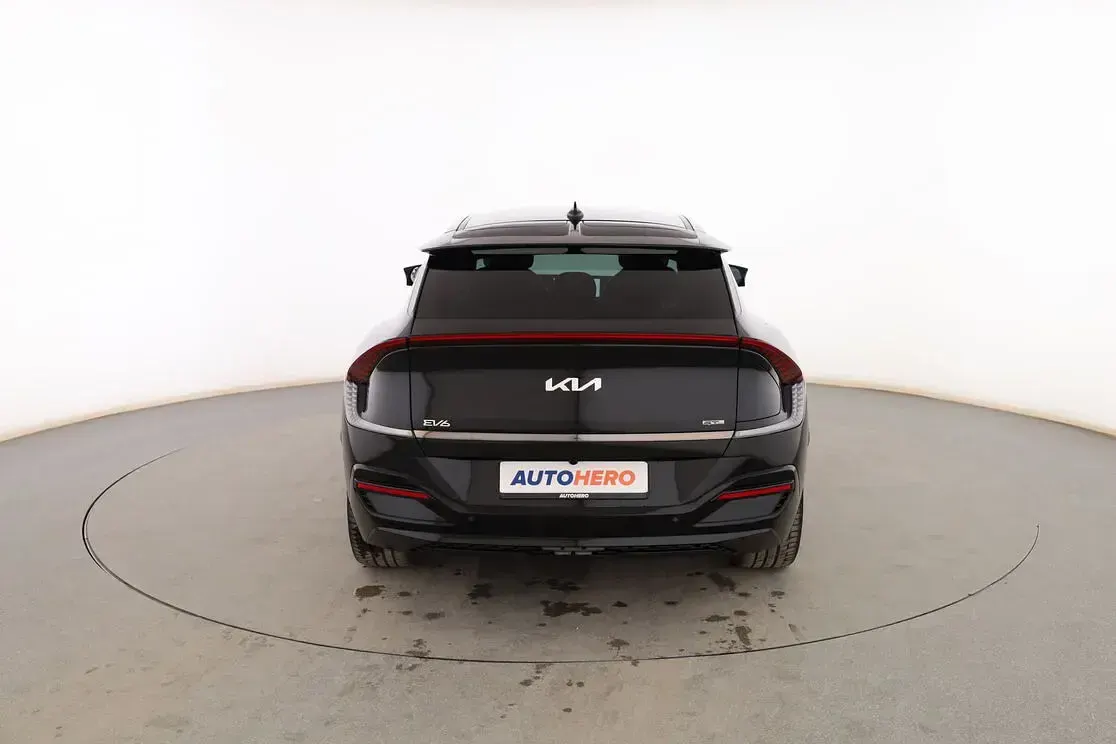 Usado Kia EV6 GT-Line 239 kW (325 CV) 2024 Negro SUV