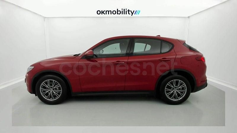 Usado Alfa Romeo Stelvio Super 160 CV (117 kW) 2022 Rojo SUV