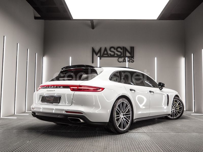 Blanco Usado 2018 Porsche Panamera 4 Sport Turismo Berlina | 64.999 € (Un poco caro) - Imagen 1/4