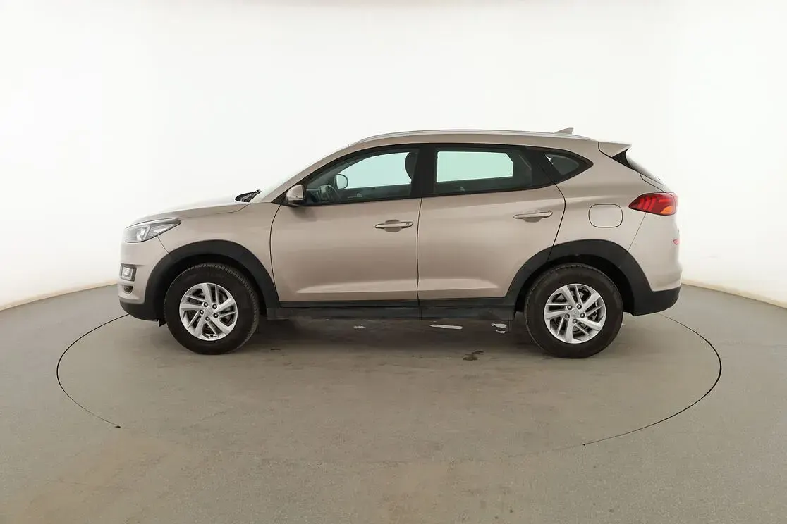 Usado Hyundai Tucson 132 CV (97 kW) 2020 Beige SUV