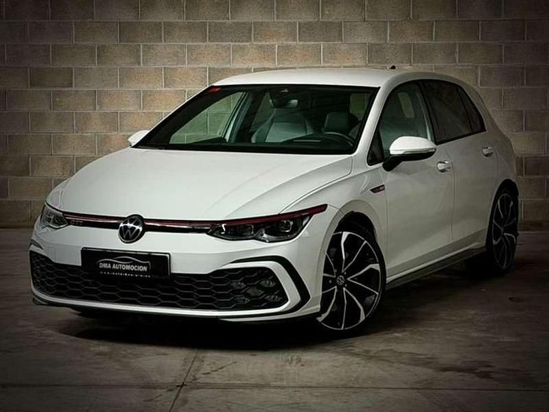 Usado VW Golf VIII GTI 245 CV (180 kW) 2021 Blanco Berlina