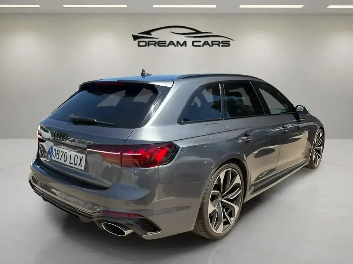 Usado Audi RS4 450 CV (330 kW) 2020 Gris Familiar