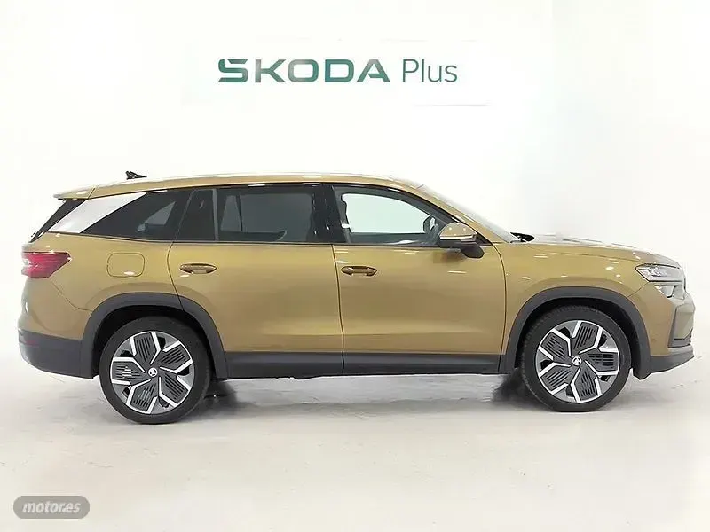 Usado Skoda Kodiaq Selection 204 CV (150 kW) 2024 Oro SUV