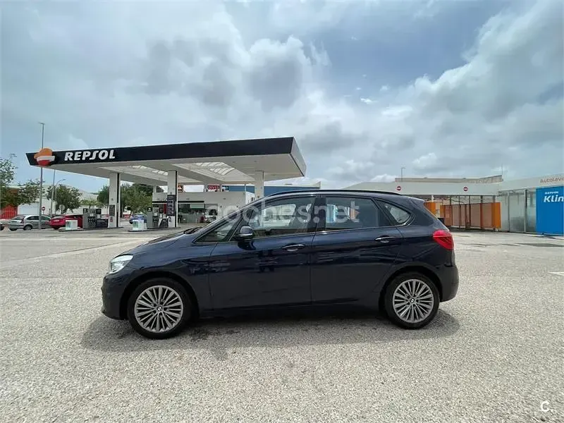 Usado BMW 218 136 CV (100 kW) 2015 Azul Familiar