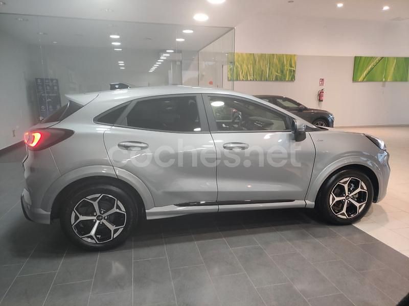 Usado Ford Puma ST-Line 125 CV (91 kW) 2024 Gris / plata SUV