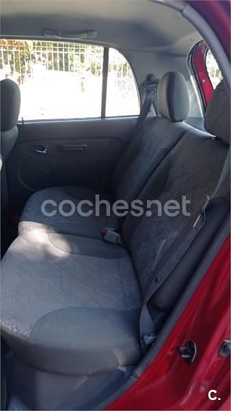 Rojo Usado 2005 Hyundai Atos GLS Utilitario | 1990 € (Precio justo) - Imagen 1/4