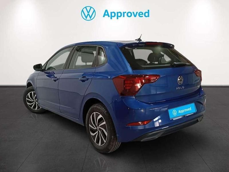 Usado VW Polo Life 95 CV (69 kW) 2024 Azul Utilitario