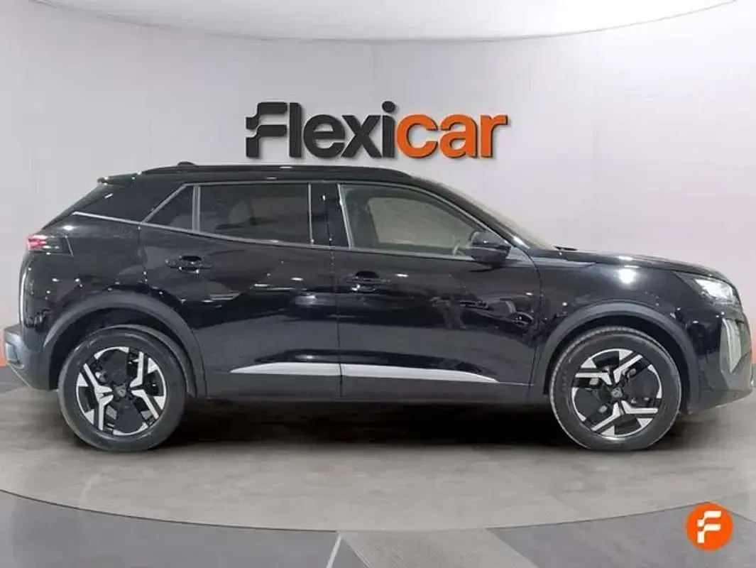 Usado Peugeot 2008 Allure 102 CV (75 kW) 2024 Negro SUV
