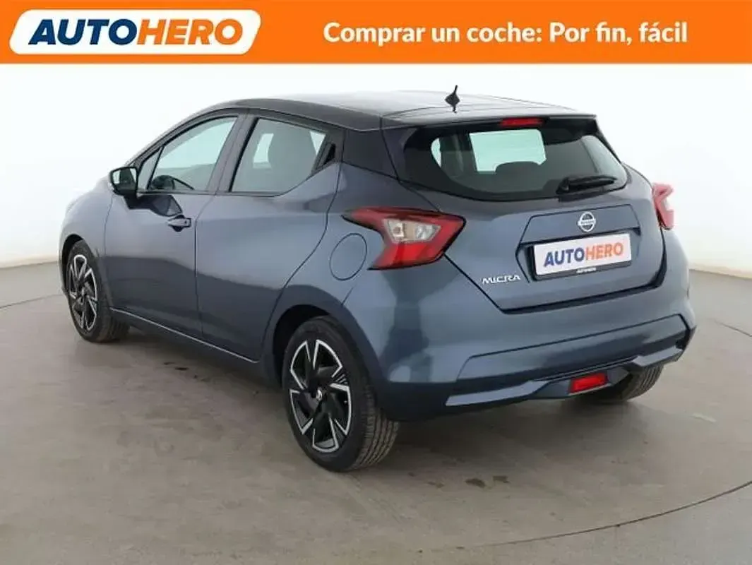 Usado Nissan Micra Acenta 92 CV (67 kW) 2021 Gris Utilitario