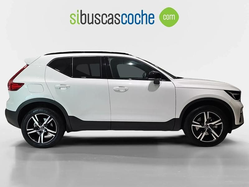Usado Volvo XC40 Plus 163 CV (119 kW) 2024 Blanco SUV