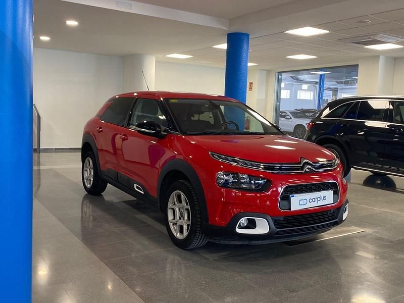 Usado Citroën C4 Feel 110 CV (80 kW) 2018 Rojo adén SUV