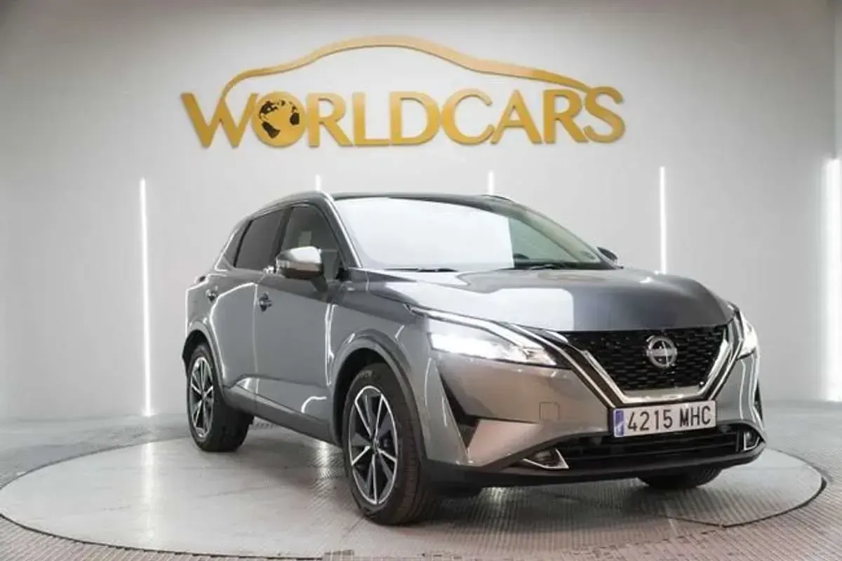 Usado Nissan Qashqai N-Connecta 140 CV (102 kW) 2023 Gris SUV