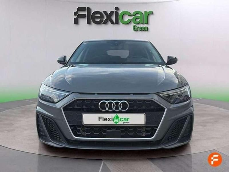 Usado Audi A1 Sportback 110 CV (80 kW) 2021 Gris Utilitario