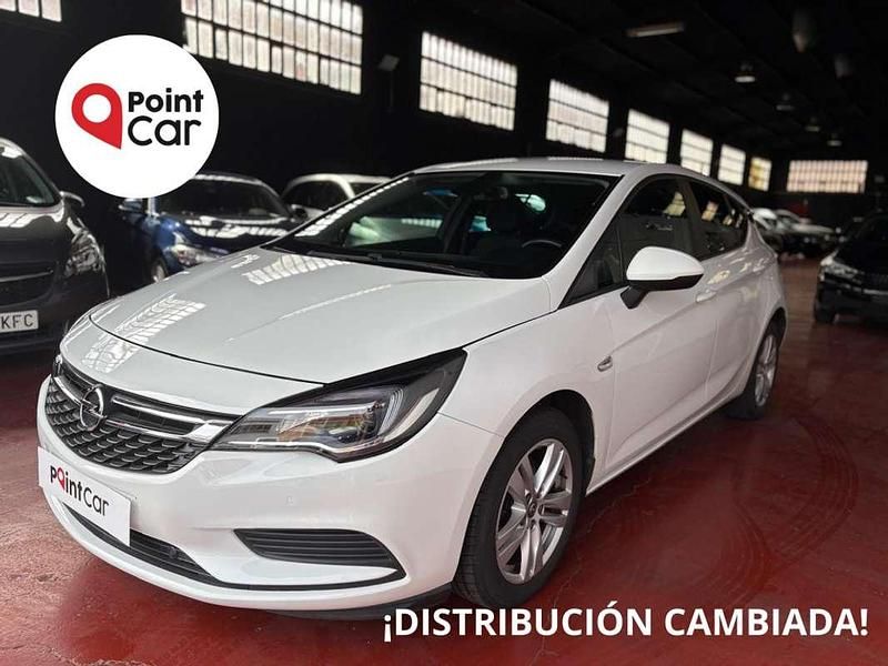 Blanco Usado 2018 Opel Astra Dynamic Utilitario | 9990 € (Buen precio) - Imagen 1/4
