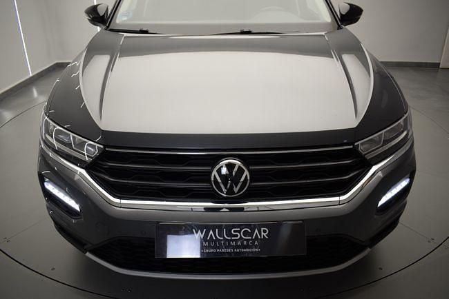 Usado VW T-Roc Advance 150 CV (110 kW) 2021 Gris / plata SUV