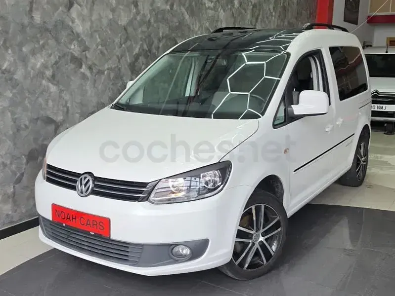 Usado VW Caddy Comfortline 102 CV (75 kW) 2014 Blanco Monovolumen