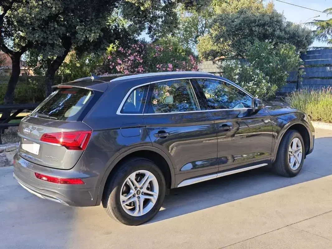 Usado Audi Q5 Advanced 299 CV (219 kW) 2022 Gris SUV