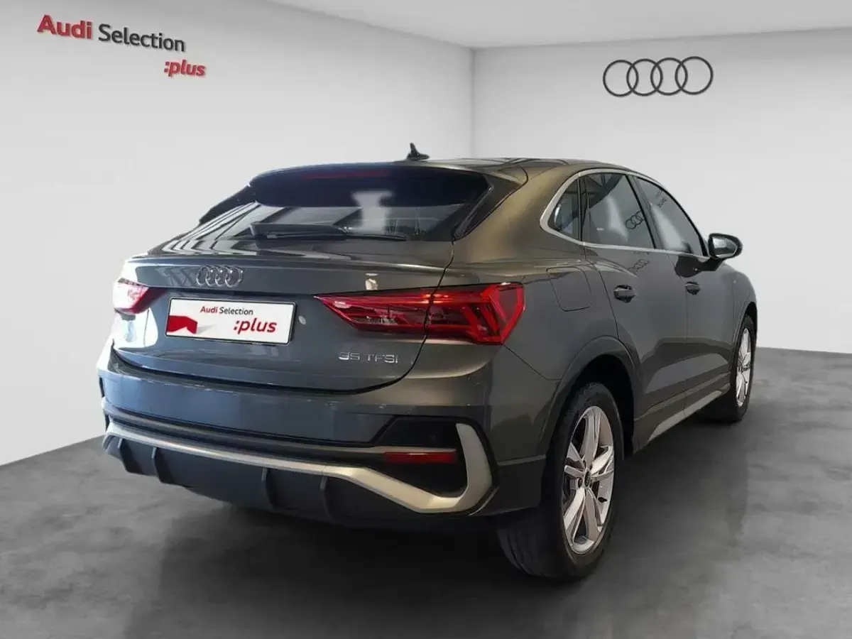 Usado Audi Q3 S-Line 150 CV (110 kW) 2024 Gris SUV