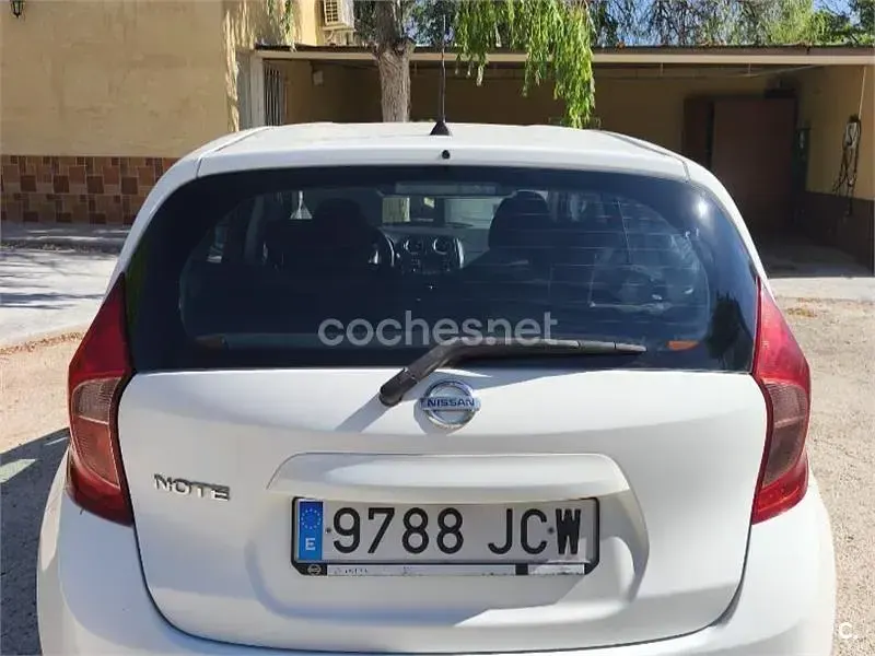 Usado Nissan Note Acenta 80 CV (58 kW) 2015 Blanco Utilitario