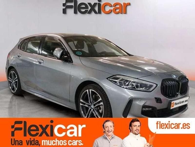 Gris Usado 2024 BMW 118 Utilitario | 24.990 € (Precio justo) - Imagen 1/4