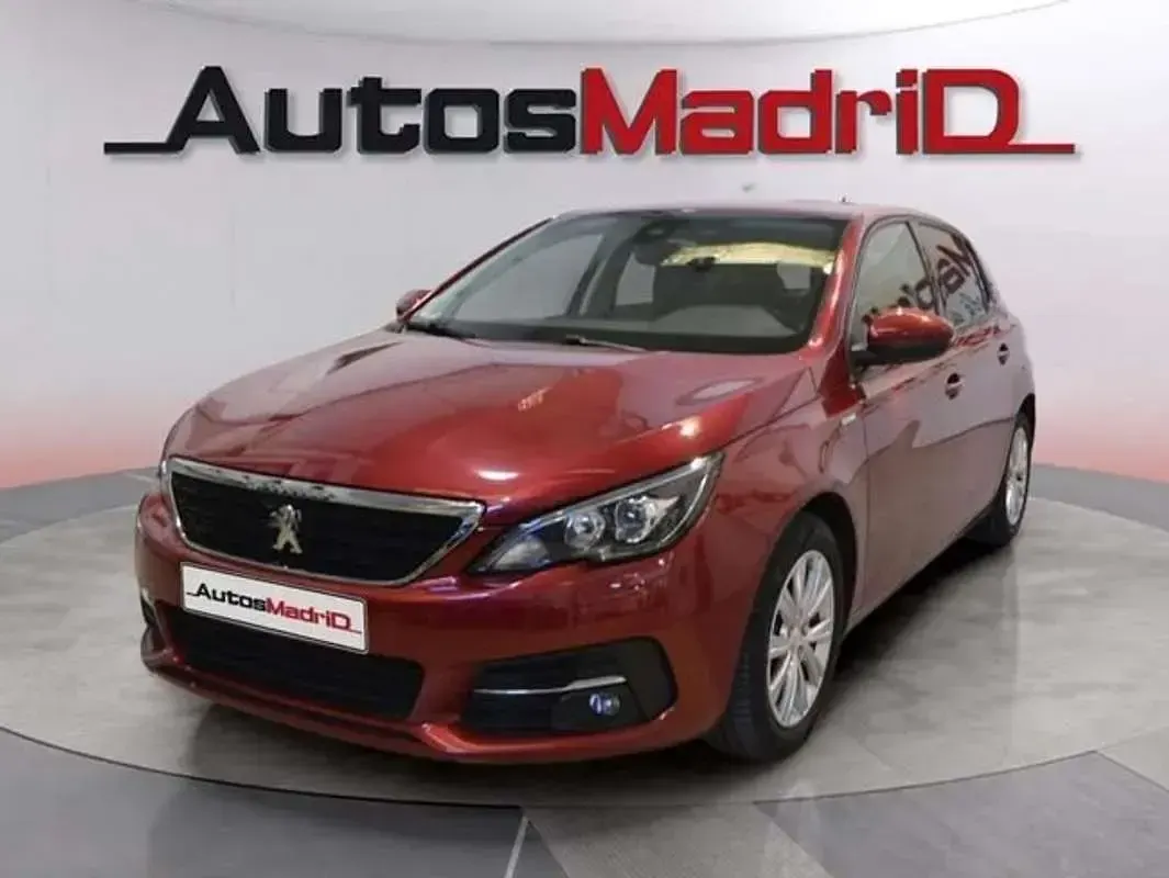 Usado Peugeot 308 Style 110 CV (80 kW) 2019 Rojo Utilitario