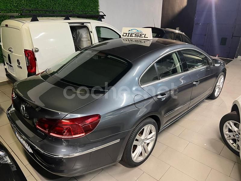 Usado VW CC Advance 140 CV (102 kW) 2014 Gris / plata Berlina