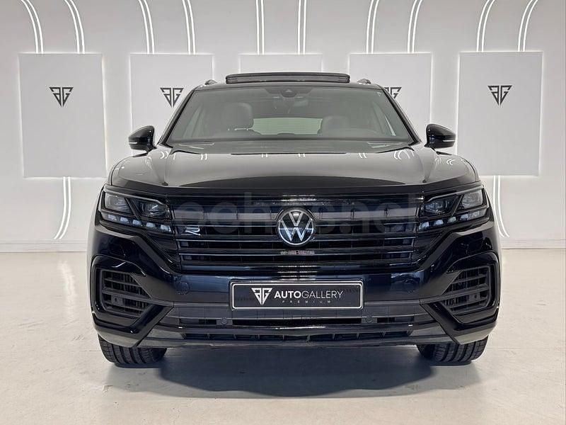 Usado VW Touareg R 462 CV (339 kW) 2021 Negro SUV
