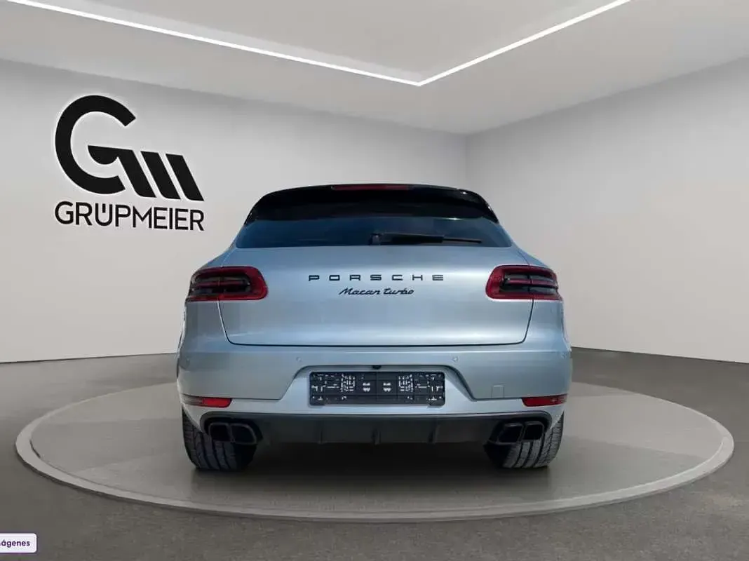 Usado Porsche Macan Turbo 400 CV (294 kW) 2016 Plateado SUV