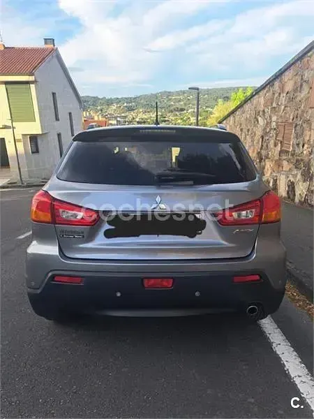 Usado Mitsubishi ASX 116 CV (85 kW) 2014 Gris / plata SUV