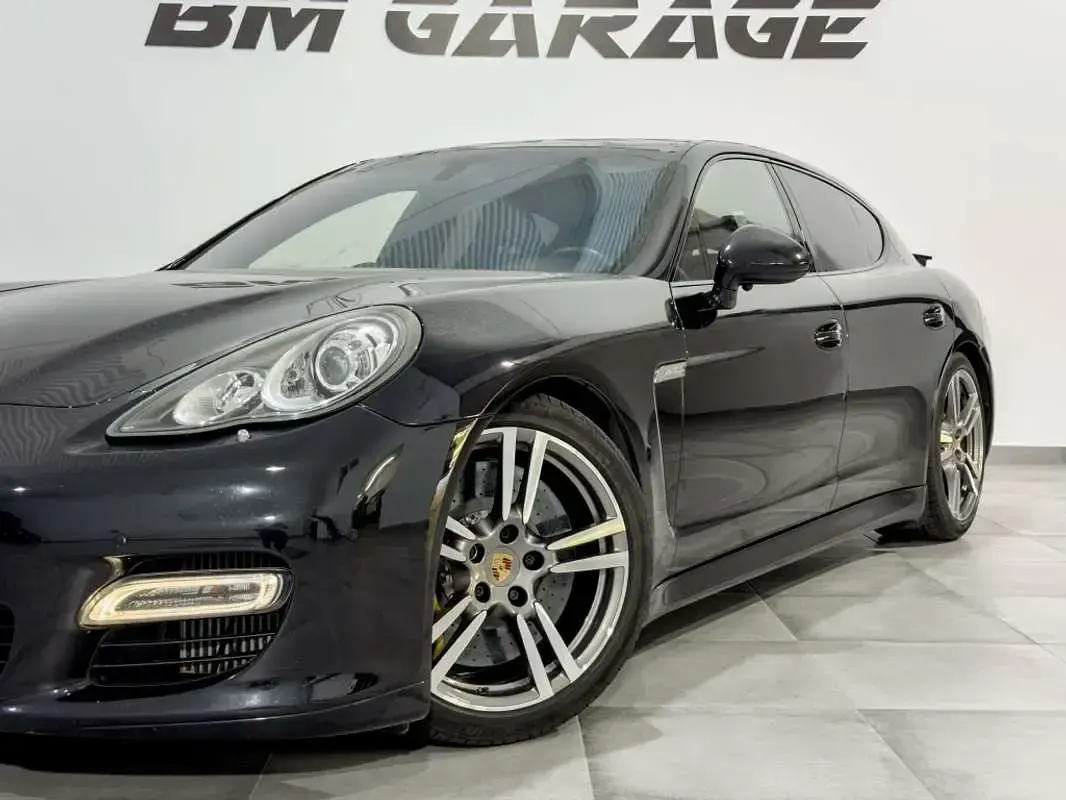 Usado Porsche Panamera Turbo 500 CV (367 kW) 2010 Negro Utilitario
