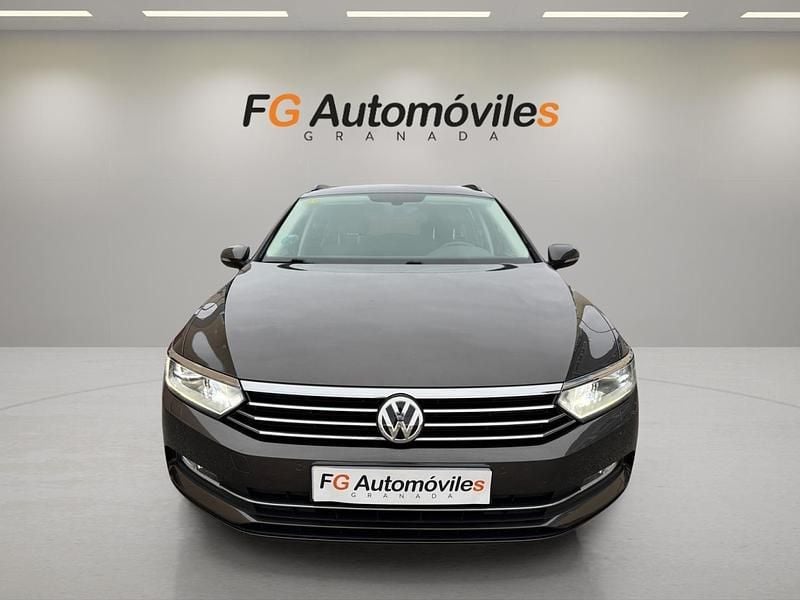 Usado VW Passat Advance 120 CV (88 kW) 2015 Marrón Familiar
