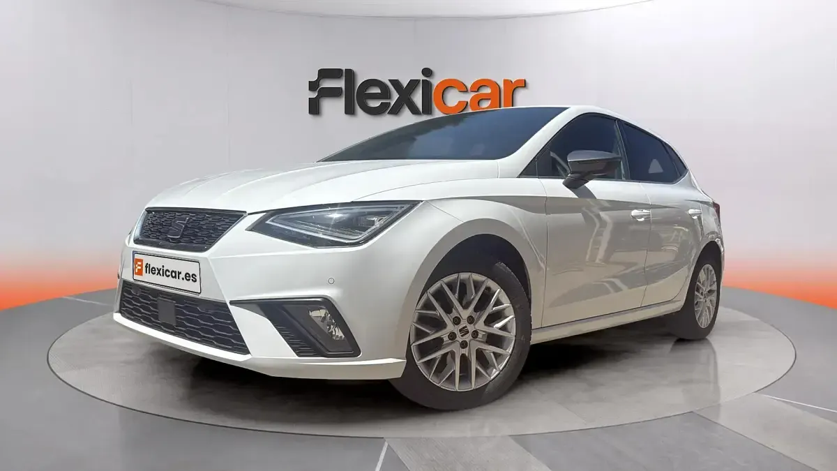 Usado Seat Ibiza Style 80 CV (58 kW) 2024 Blanco Utilitario