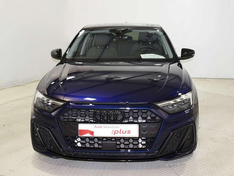 Usado Audi A1 Sportback Black Edition 116 CV (85 kW) 2025 Azul Utilitario